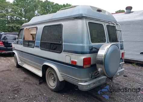 1991 GMC Rally Wagon / Van G2500 z USA, uszkodzony, nr VIN 2GDEG25KXM4501165